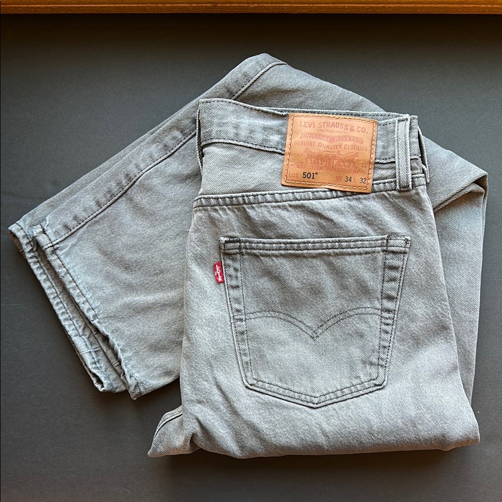 Authentic Vintage LEVIS 501 Jeans Gray Denim 34 x 32 Big E